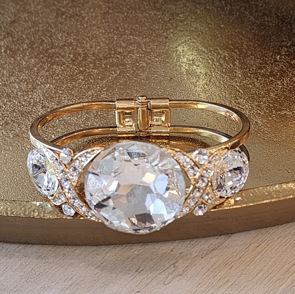 Elegant Women's Gold Tone Statement Large Rhinestone Hinged Wrap Cuff Bracelet - Picture 4 of 8